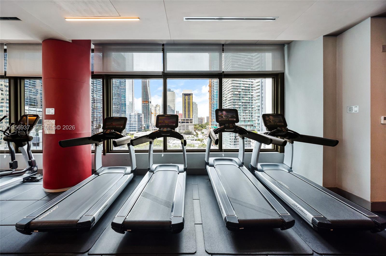 1080 Brickell Ave #2708, Miami FL 33131