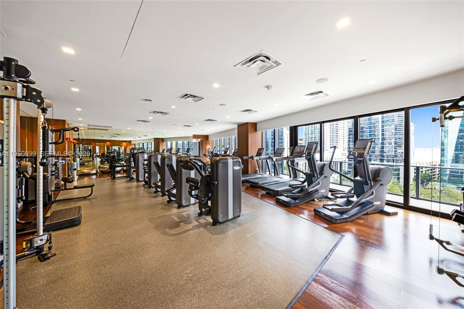 1300 S Miami Ave #4704, Miami FL 33130
