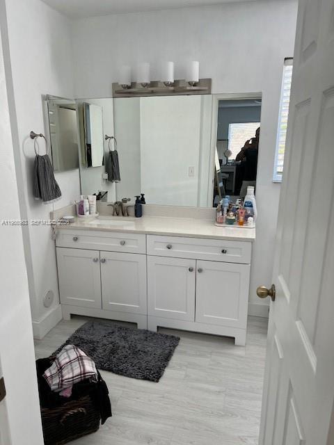 4746 Lago Vista Dr, Coconut Creek FL 33073