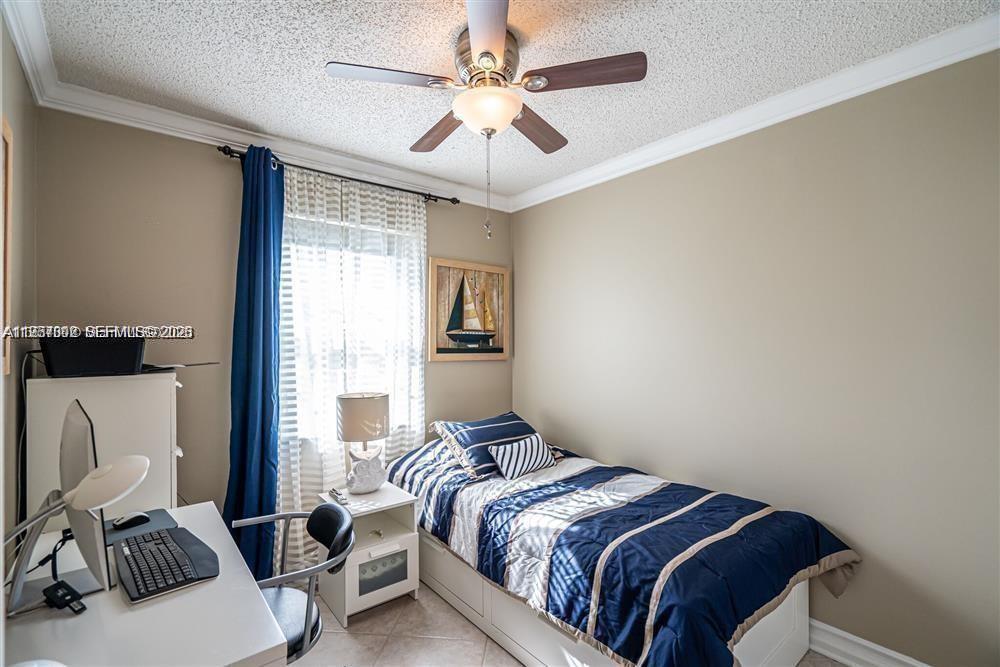 221 Waterside Dr #221, Hypoluxo FL 33462