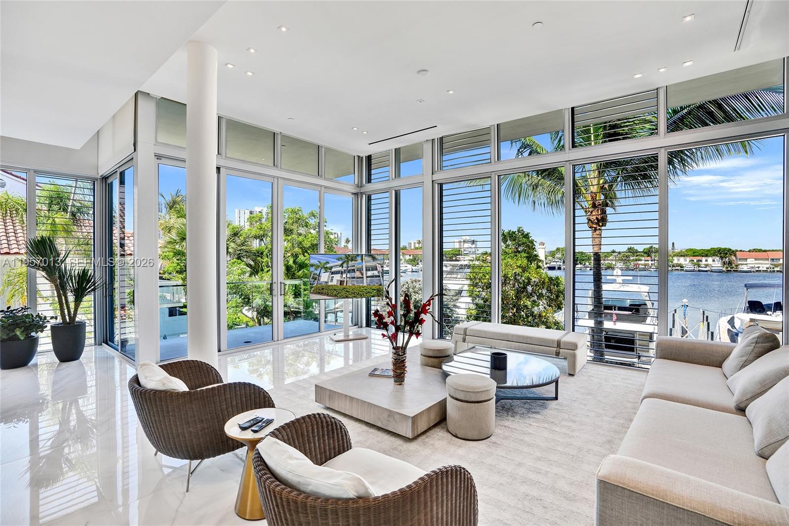 3750 Yacht Club Dr #TH1, Aventura FL 33180