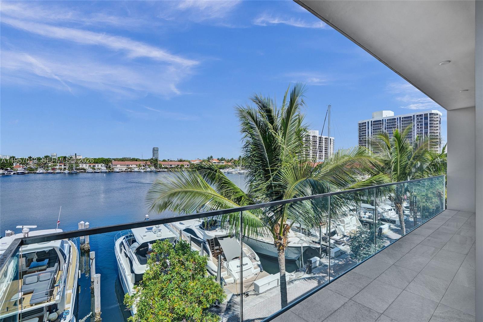 3750 Yacht Club Dr #TH1, Aventura FL 33180