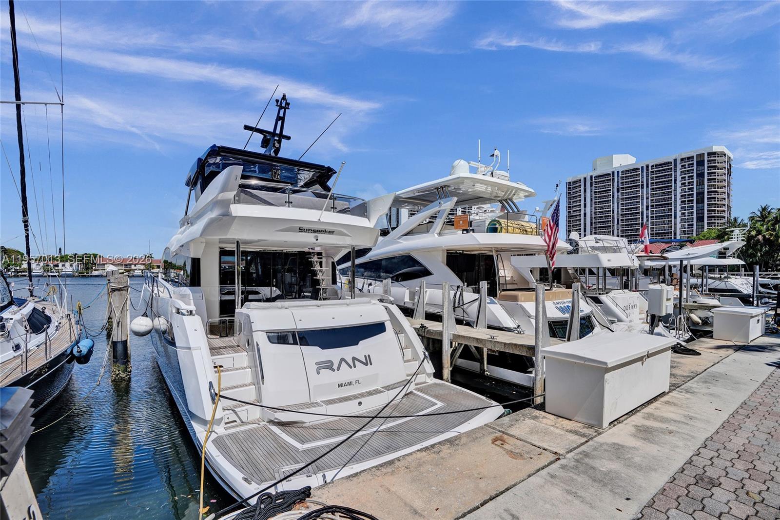 3750 Yacht Club Dr #TH1, Aventura FL 33180