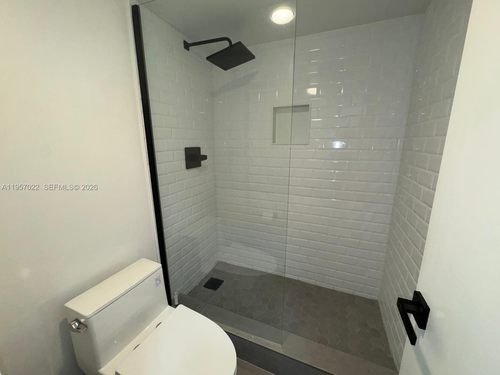 3731 N Country Club Dr #126, Aventura FL 33180