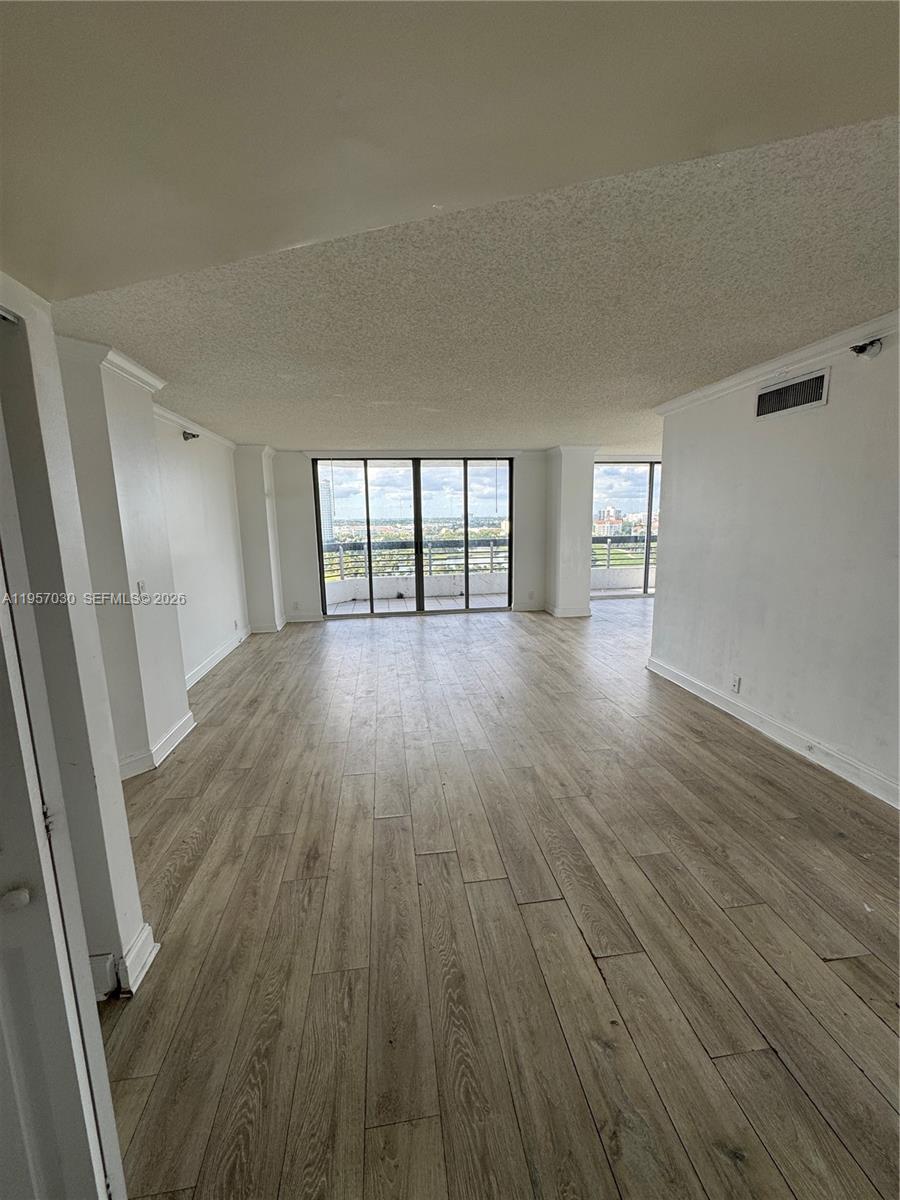 3400 NE 192nd St #1608, Aventura FL 33180
