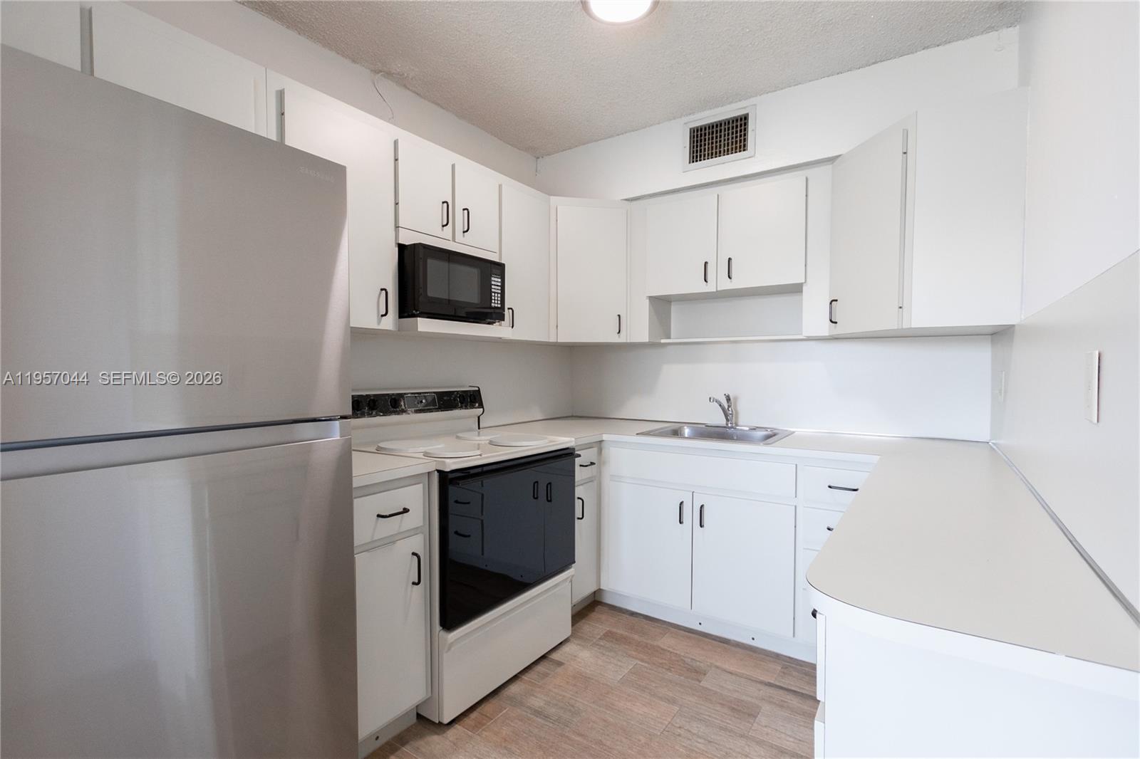4420 SW 114th Ct, Miami FL 33165