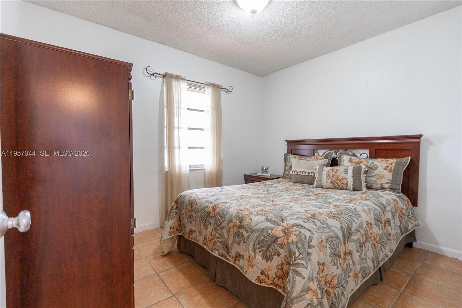 4420 SW 114th Ct, Miami FL 33165