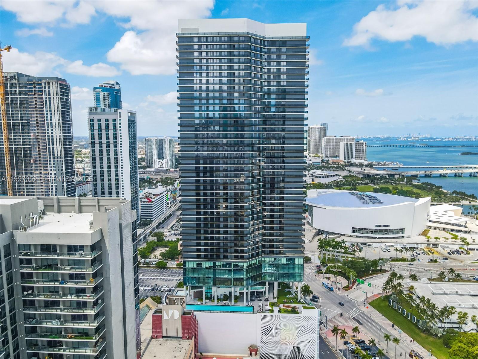 Miami FL 33132 - A11957052