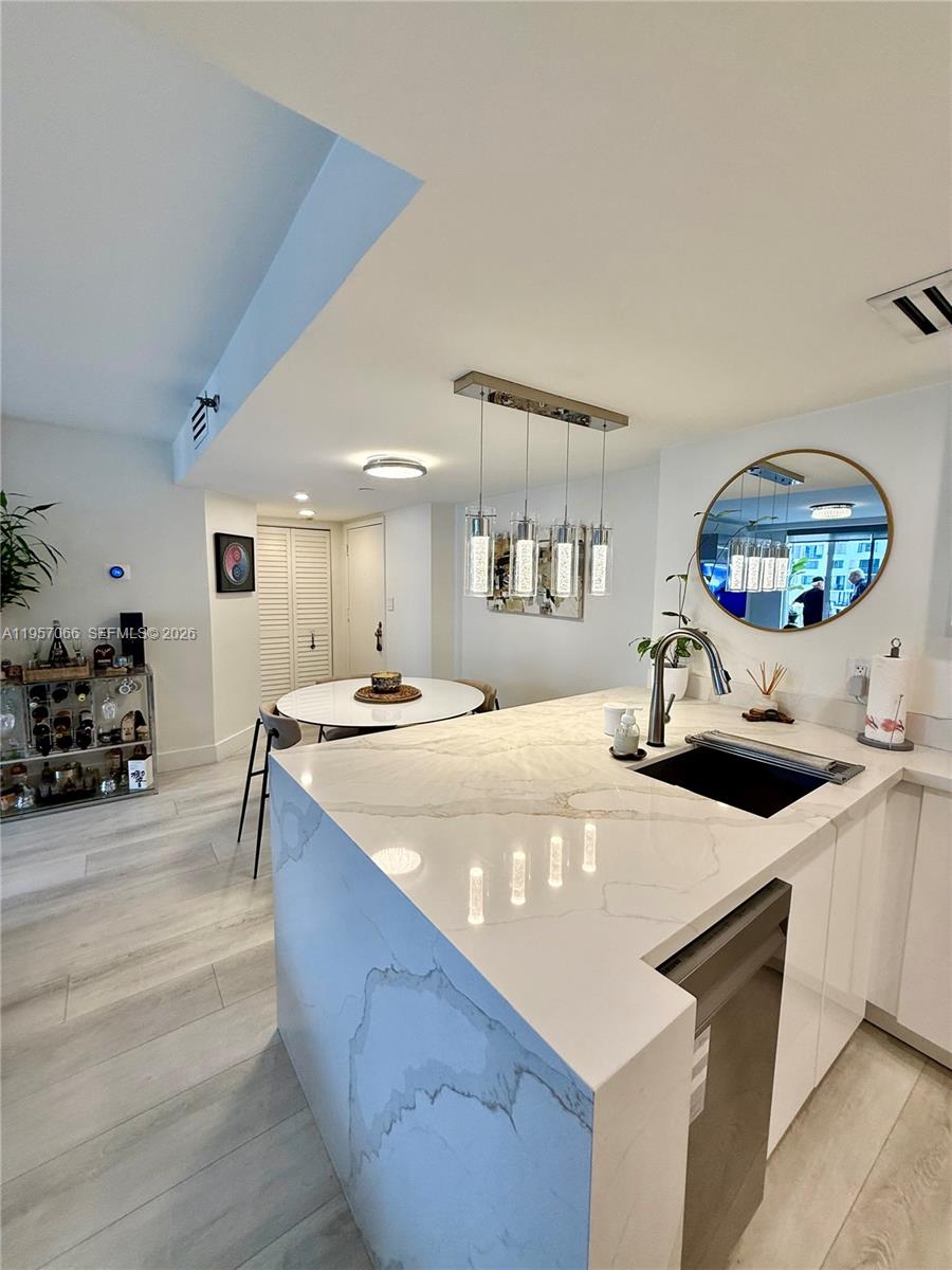 770 Claughton Island Dr #1503, Miami FL 33131