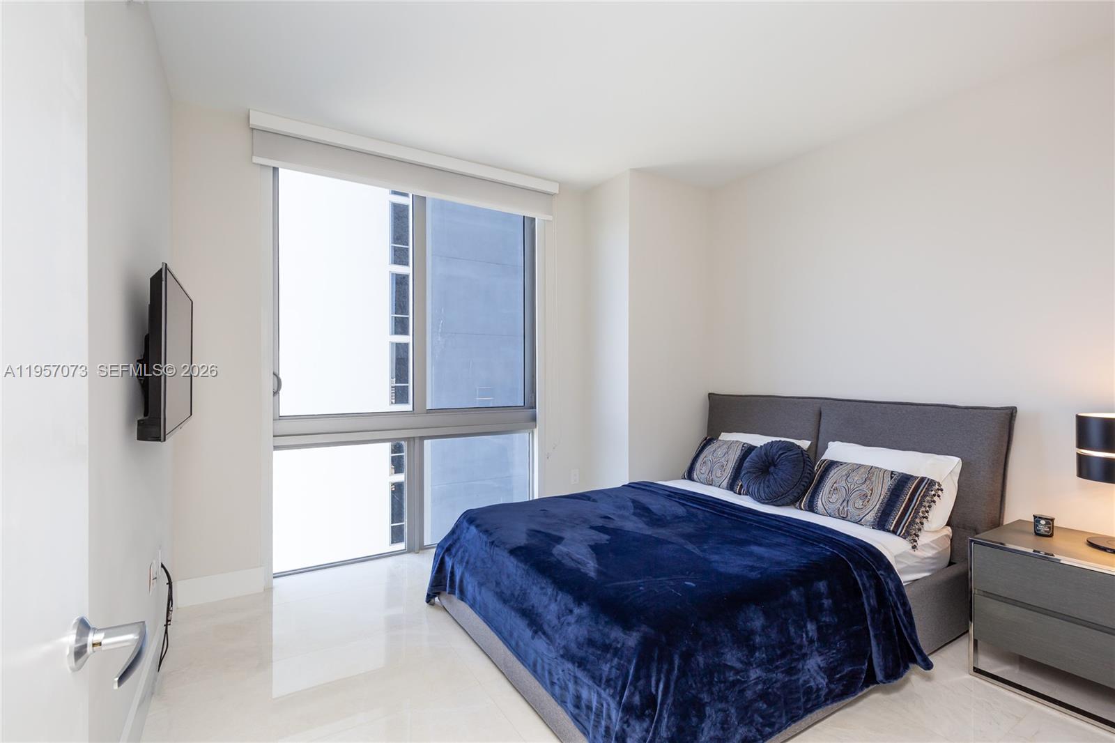 16385 Biscayne Blvd #1007, North Miami Beach FL 33160