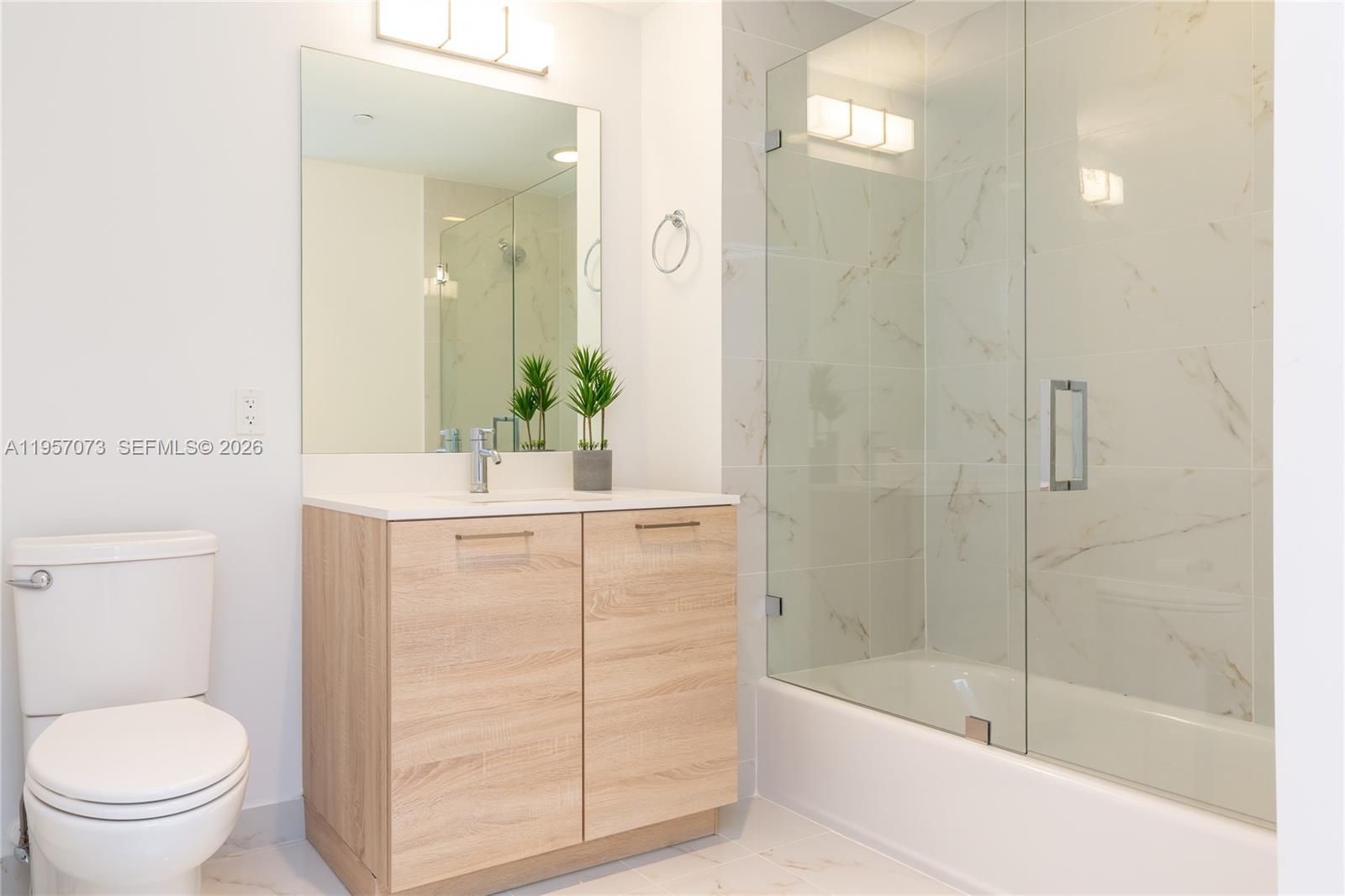 16385 Biscayne Blvd #1007, North Miami Beach FL 33160