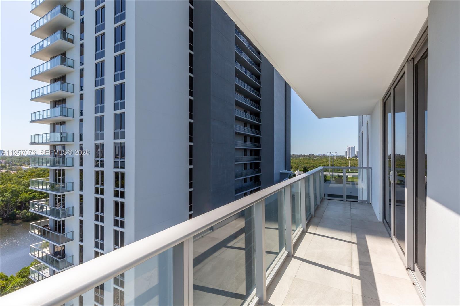16385 Biscayne Blvd #1007, North Miami Beach FL 33160