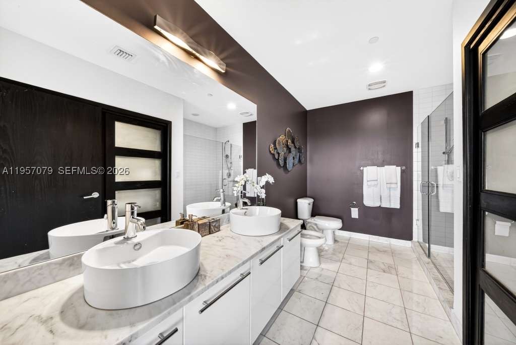 888 Biscayne Blvd #5508, Miami FL 33132
