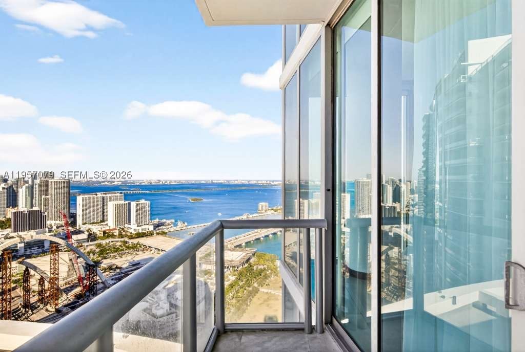 888 Biscayne Blvd #5508, Miami FL 33132