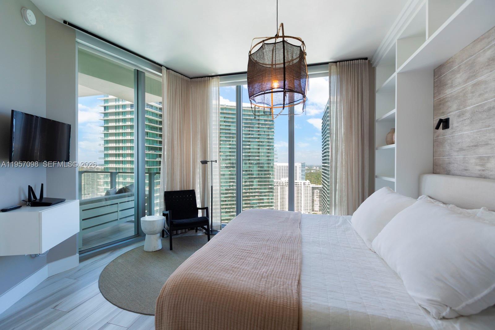 2900 NE 7th Ave #3701, Miami FL 33137