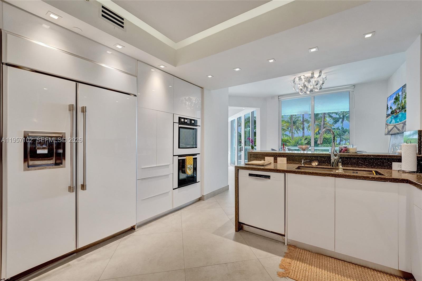 21200 Point Place #403, Aventura FL 33180