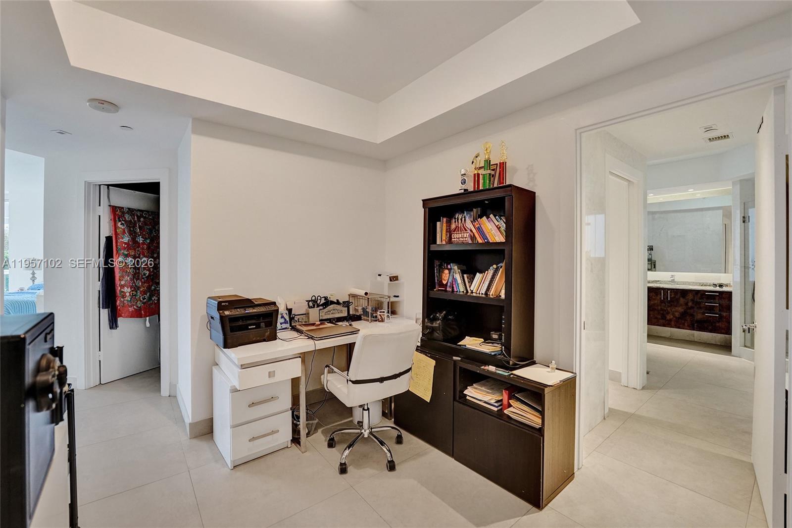 21200 Point Place #403, Aventura FL 33180