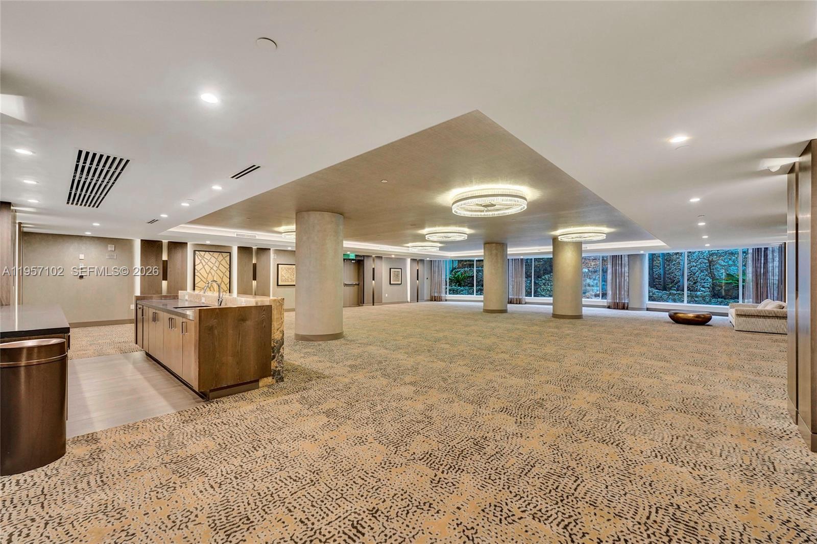 21200 Point Place #403, Aventura FL 33180