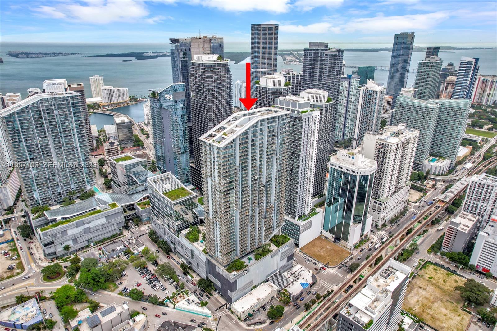 88 SW 7th St #3503, Miami FL 33130