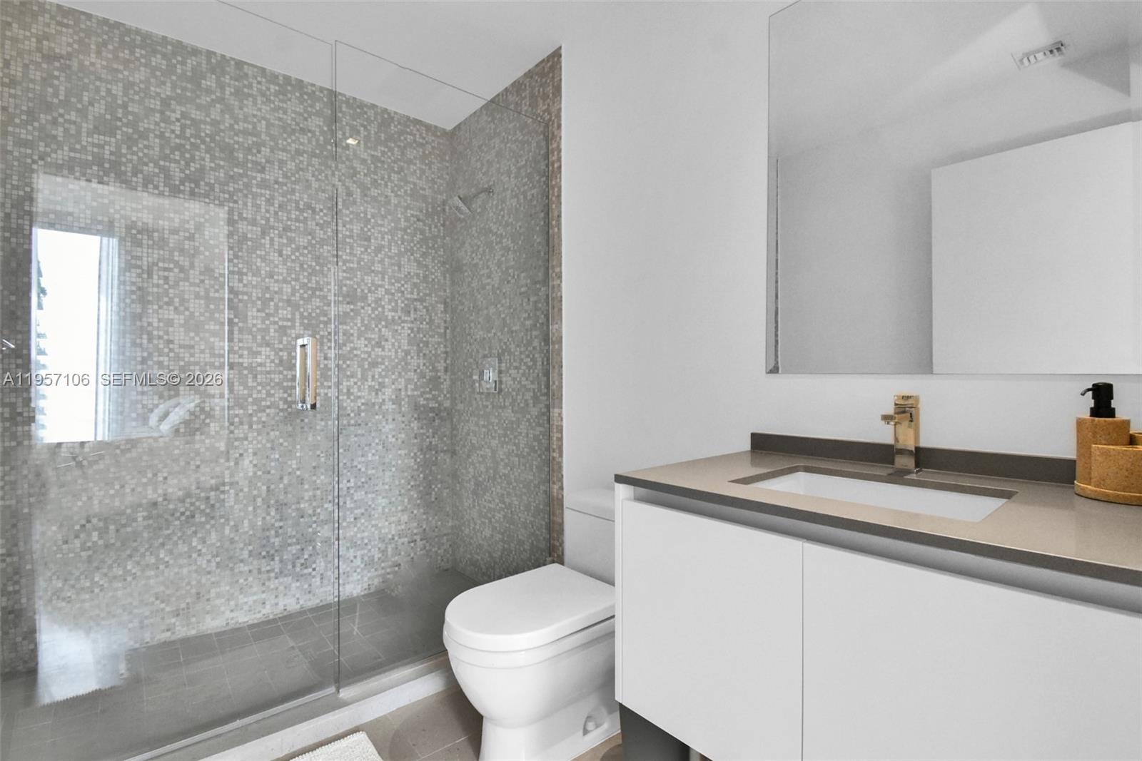 88 SW 7th St #3503, Miami FL 33130