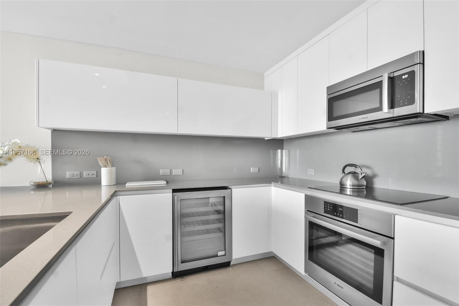 88 SW 7th St #3503, Miami FL 33130