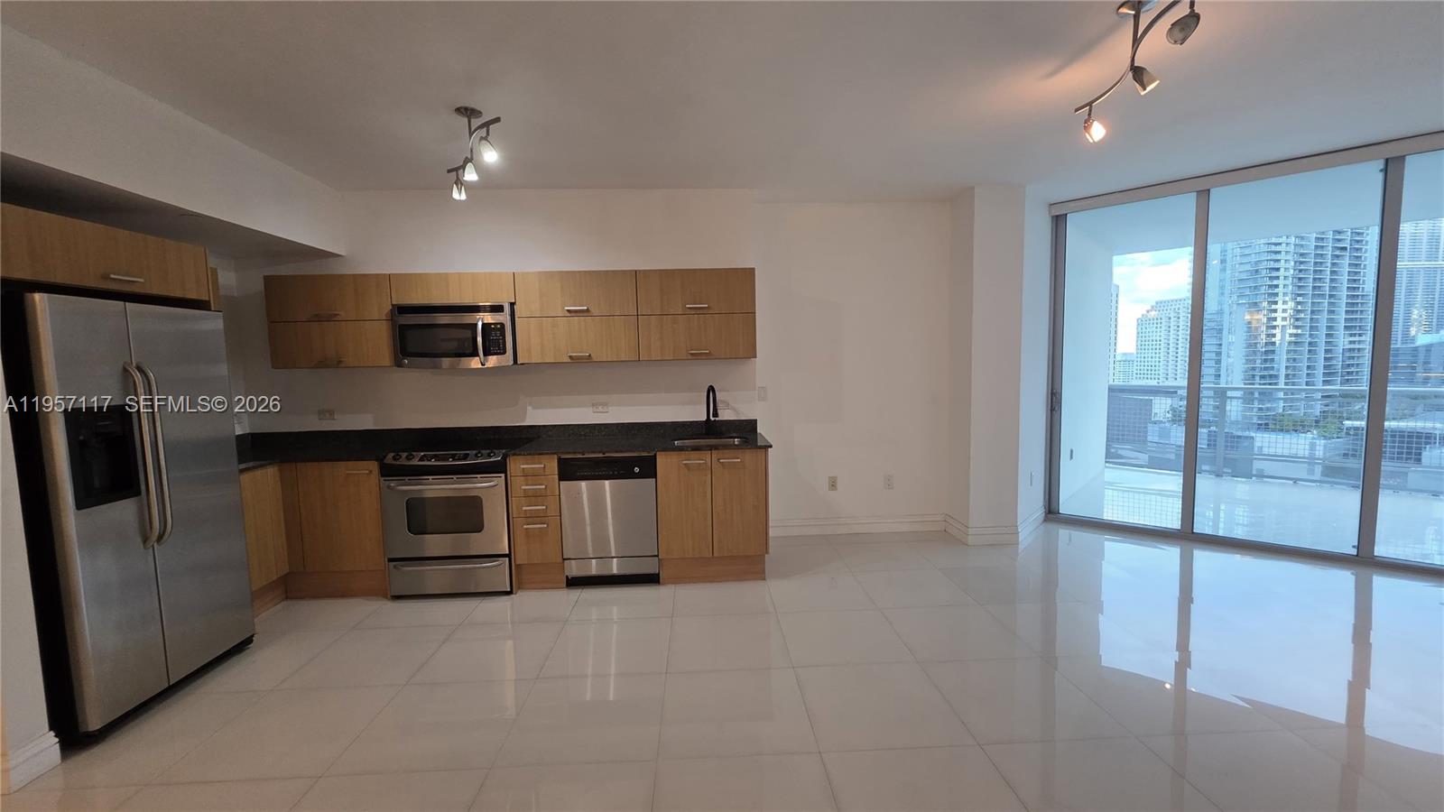 350 S Miami Ave #2308, Miami FL 33130
