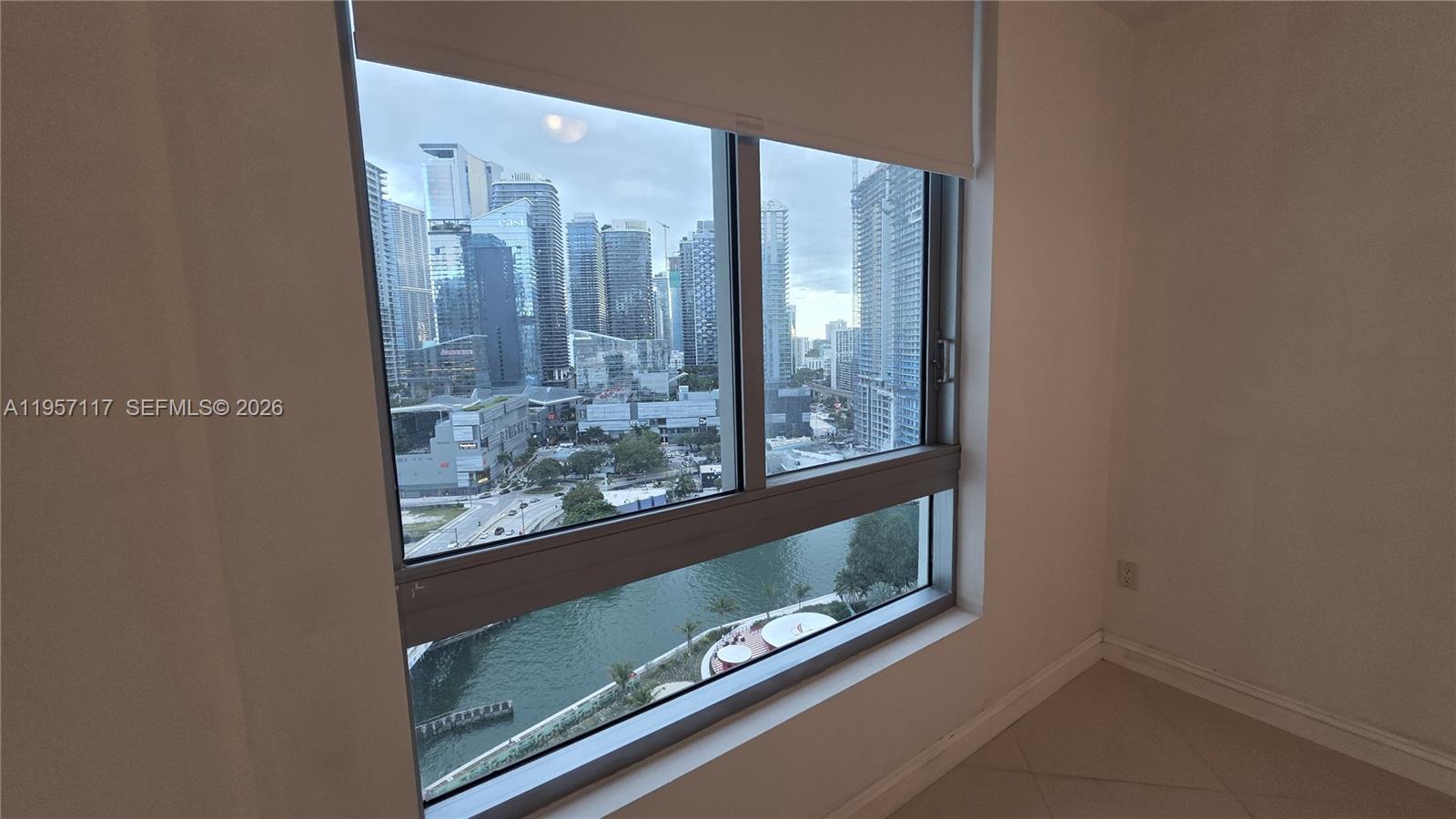 350 S Miami Ave #2308, Miami FL 33130