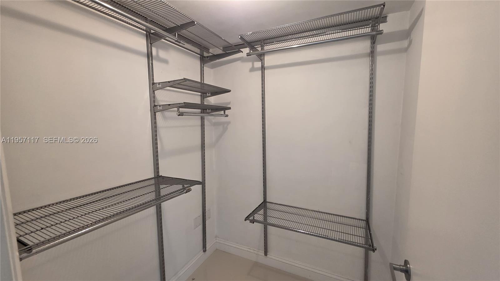350 S Miami Ave #2308, Miami FL 33130