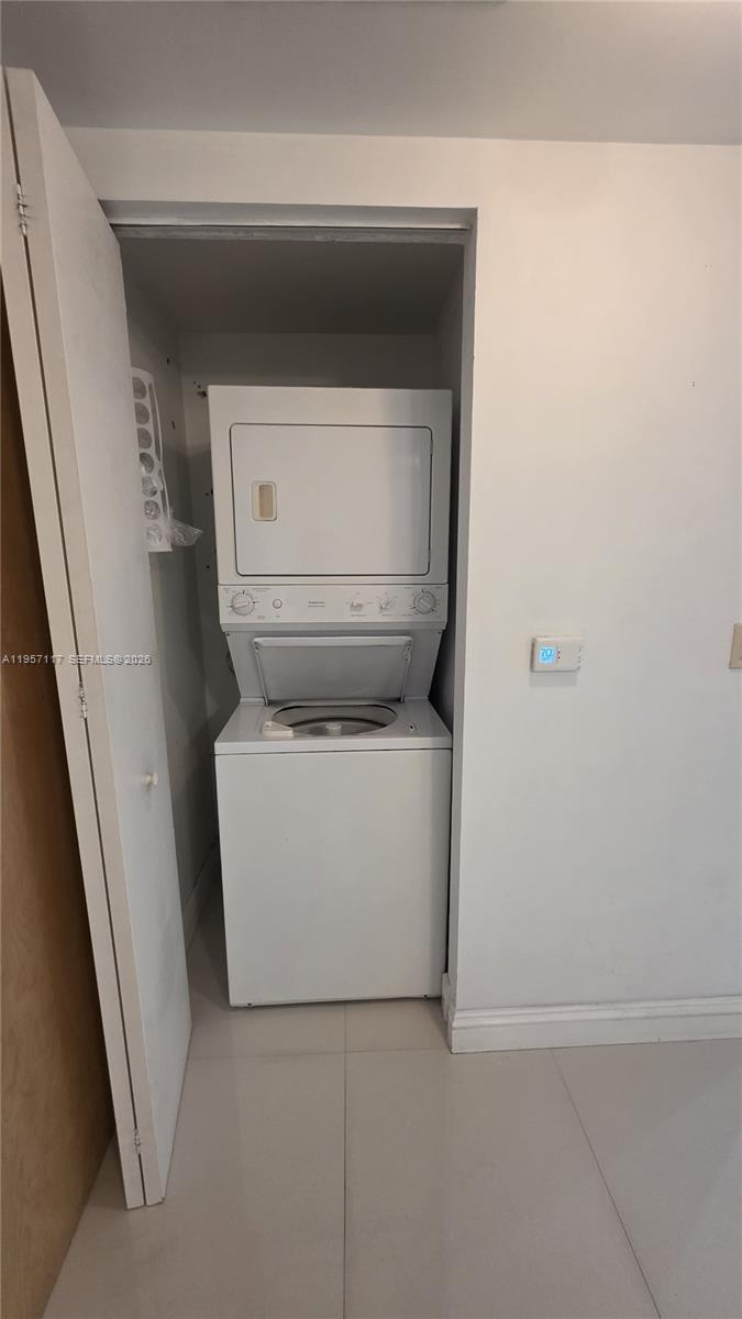 350 S Miami Ave #2308, Miami FL 33130