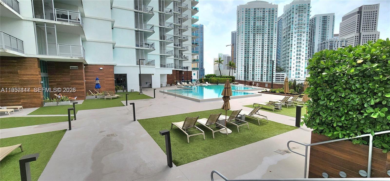 350 S Miami Ave #2308, Miami FL 33130