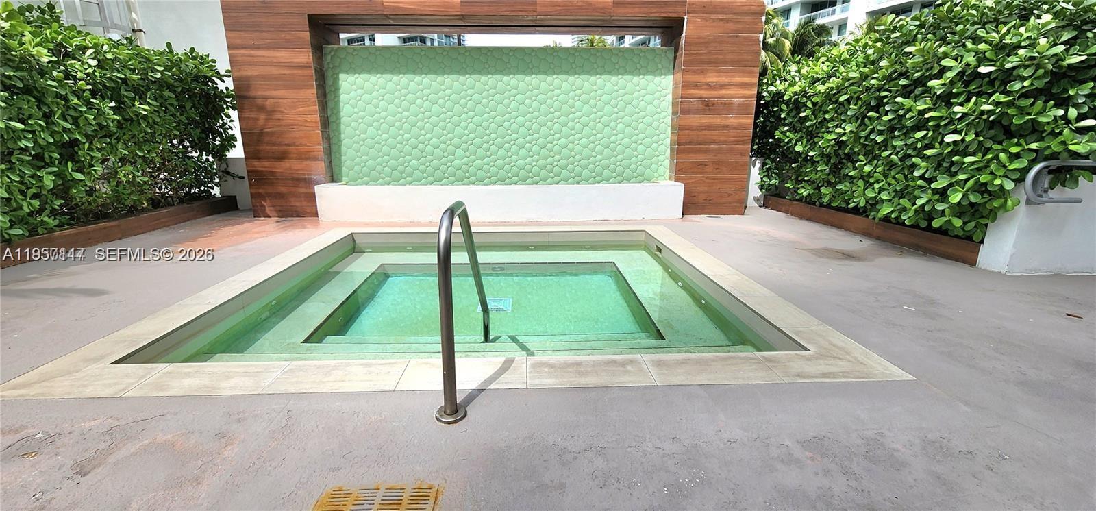 350 S Miami Ave #2308, Miami FL 33130