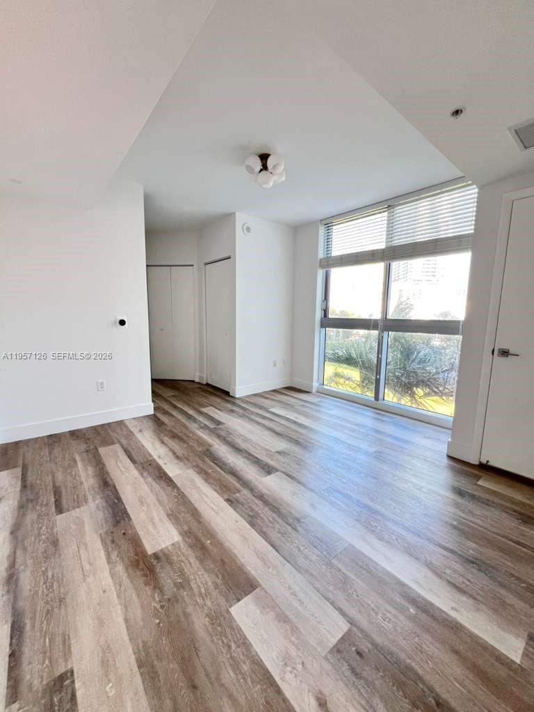 90 SW 3rd St #TH300A, Miami FL 33130