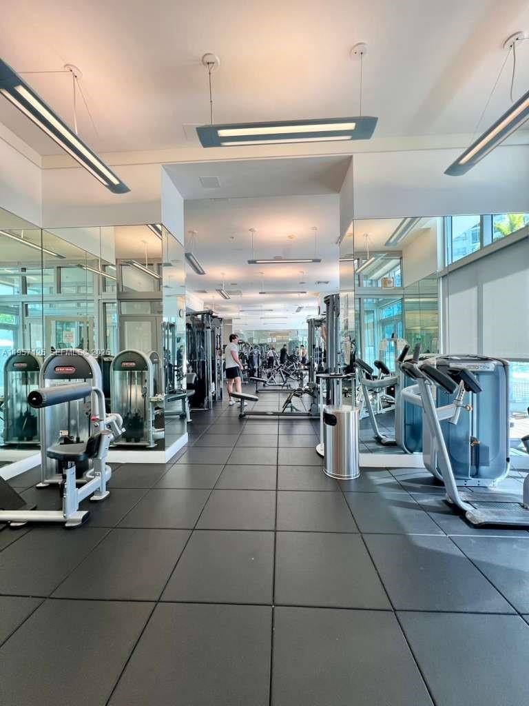 90 SW 3rd St #TH300A, Miami FL 33130