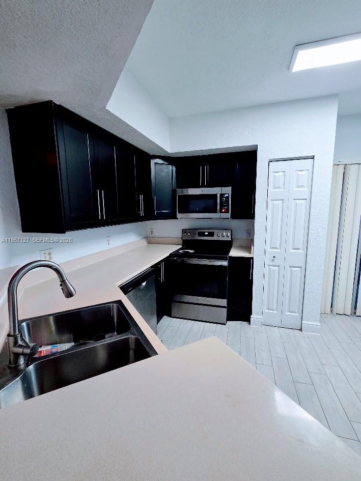 North Lauderdale FL 33068 - A11957127