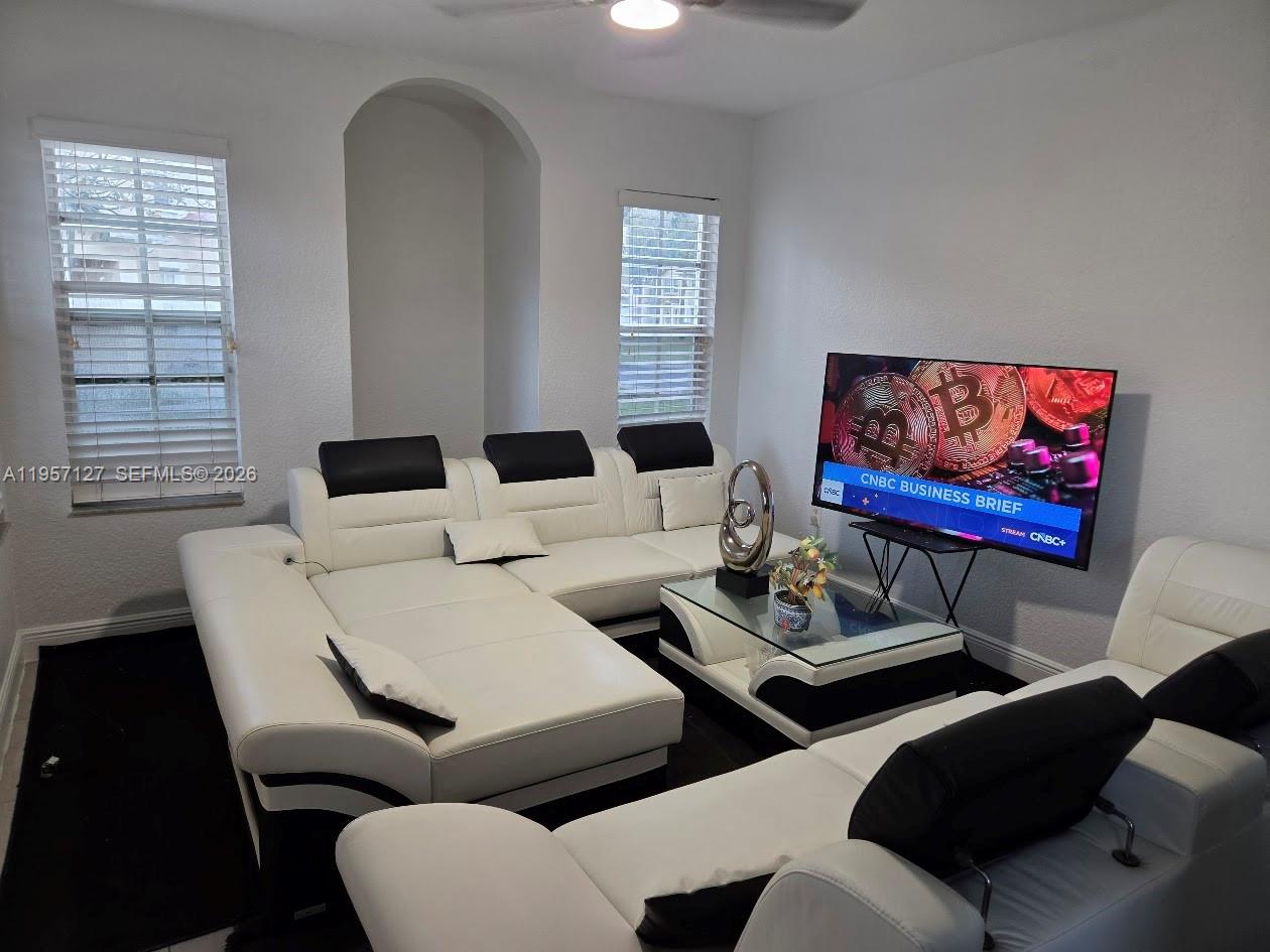 North Lauderdale FL 33068 - A11957127