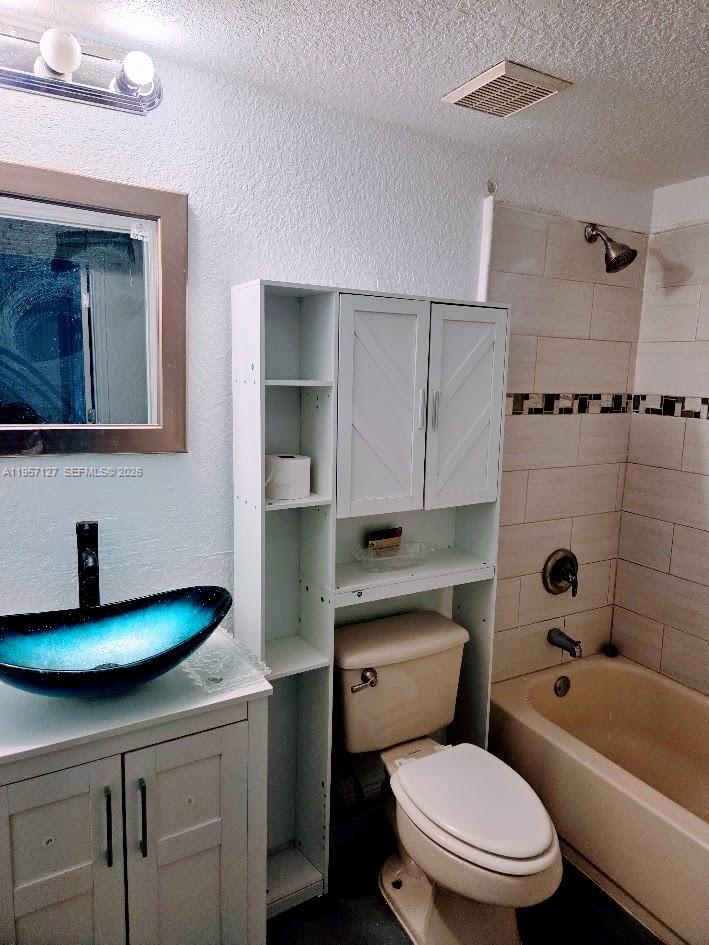 North Lauderdale FL 33068 - A11957127