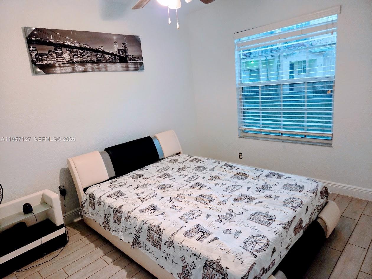 North Lauderdale FL 33068 - A11957127