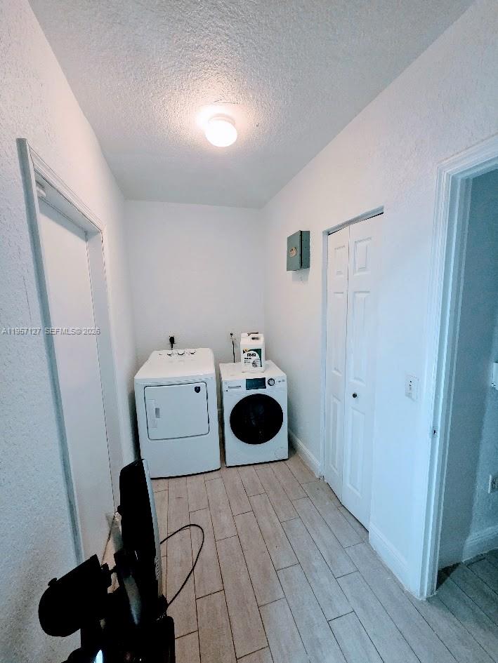 North Lauderdale FL 33068 - A11957127