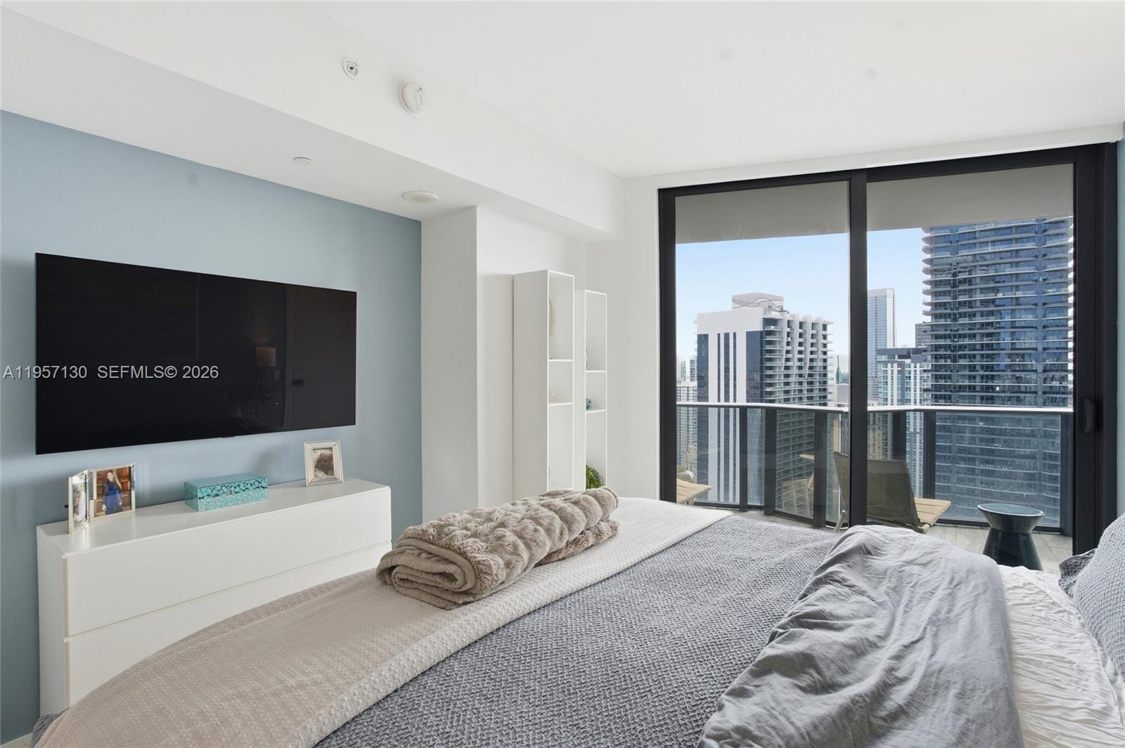 801 S Miami Ave #4202, Miami FL 33130