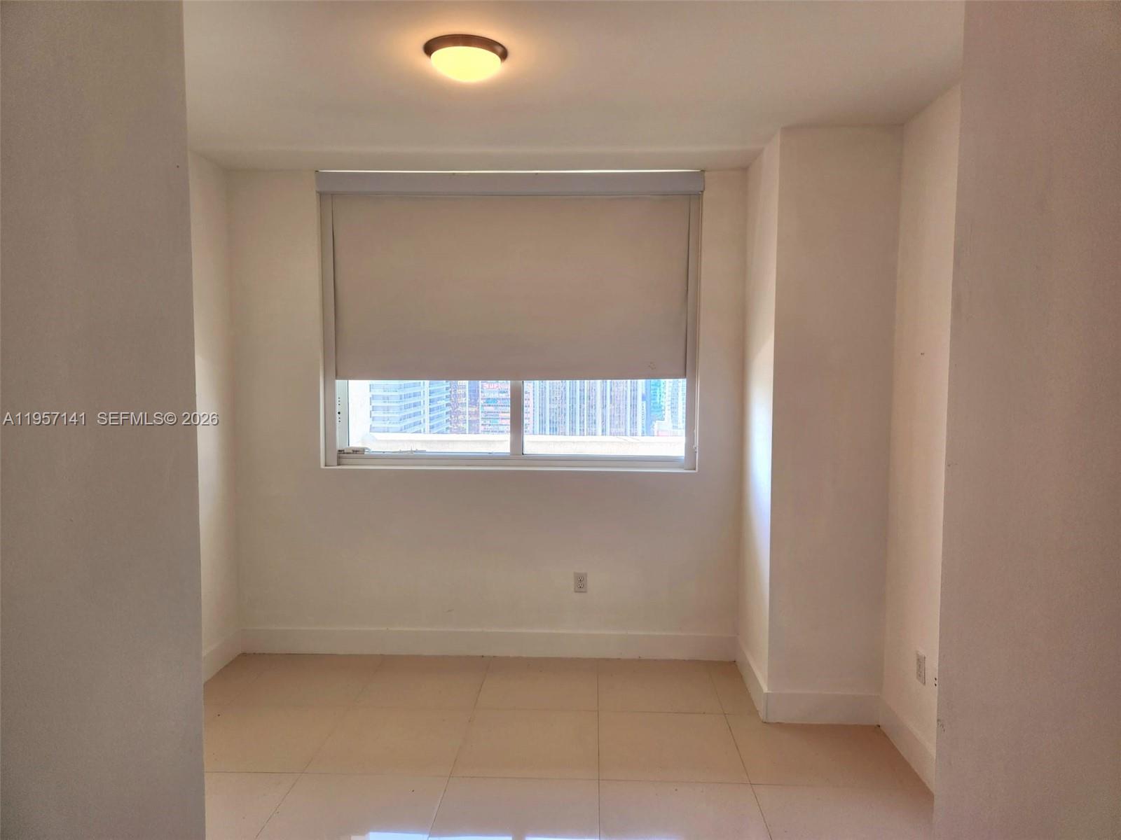 244 Biscayne Blvd #2809, Miami FL 33132