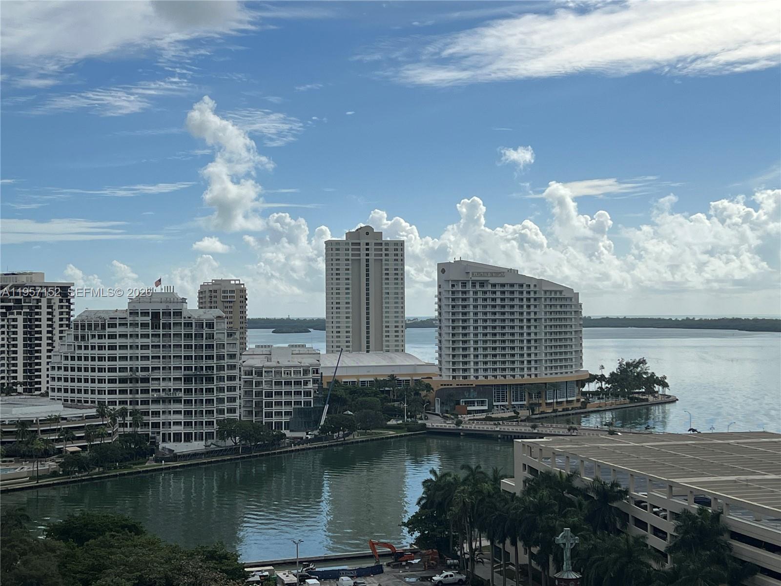 500 Brickell Ave #1602, Miami FL 33131