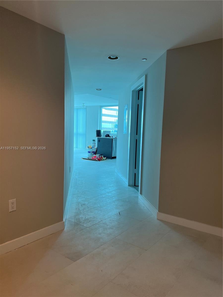 500 Brickell Ave #1602, Miami FL 33131