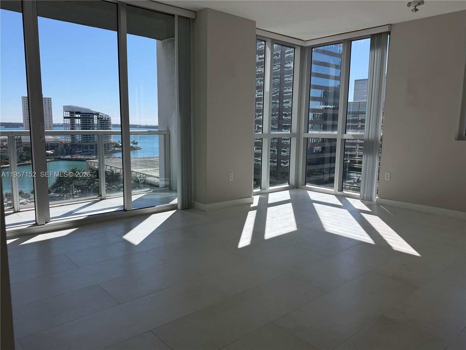 500 Brickell Ave #1602, Miami FL 33131