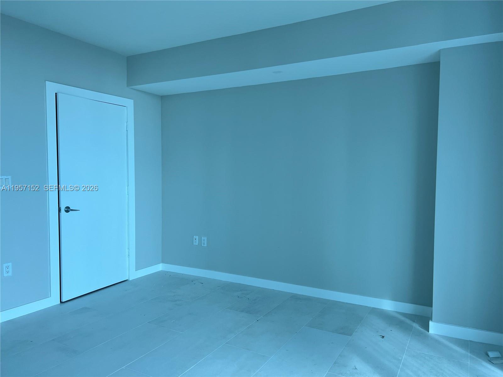 500 Brickell Ave #1602, Miami FL 33131