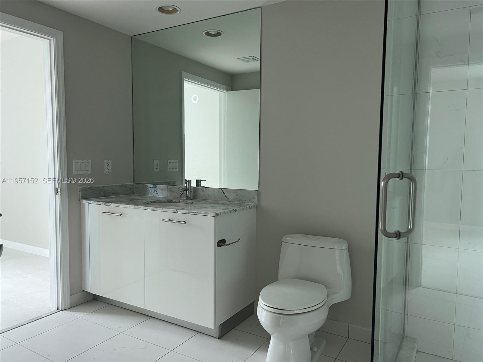 500 Brickell Ave #1602, Miami FL 33131