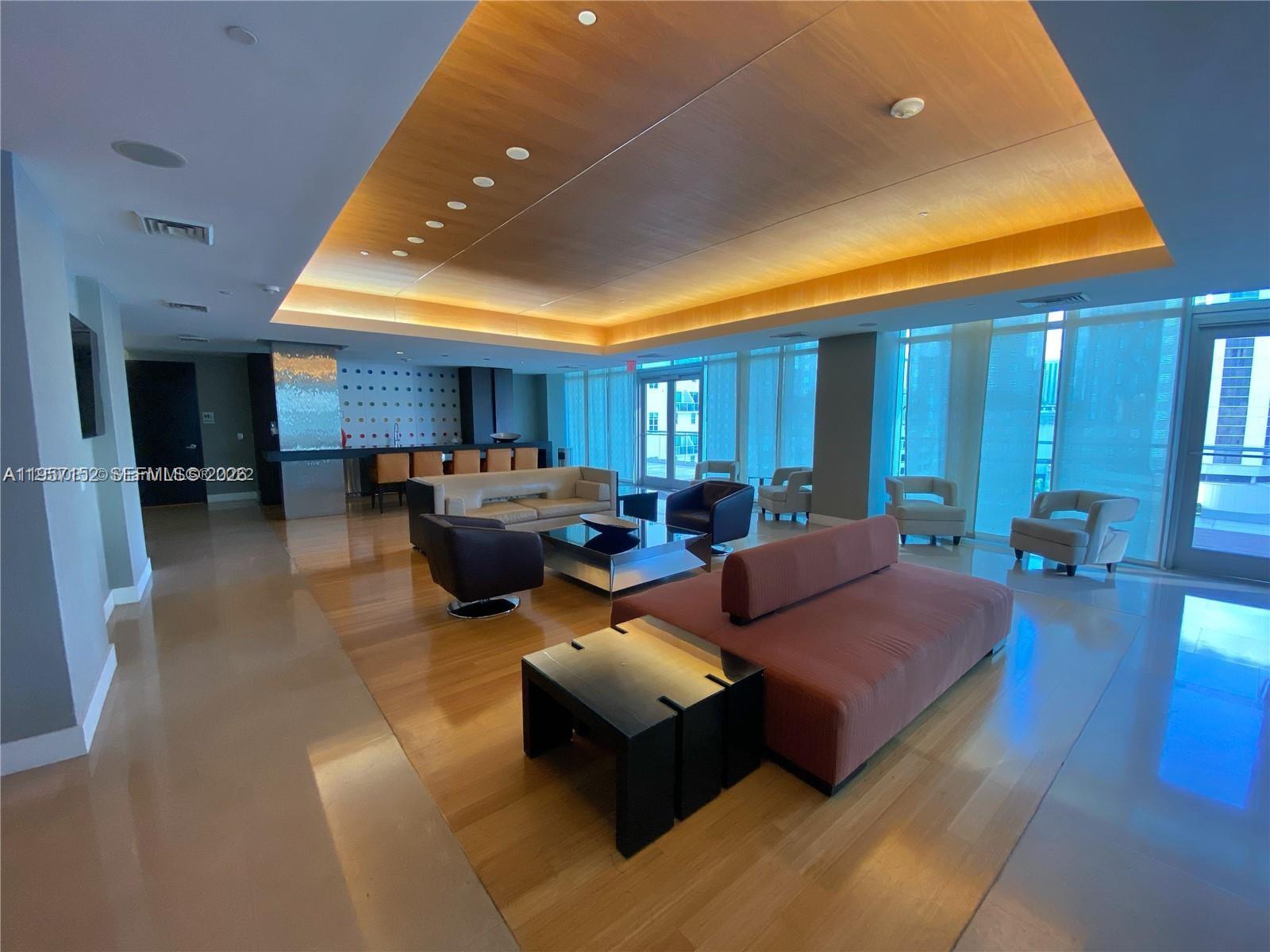 500 Brickell Ave #1602, Miami FL 33131