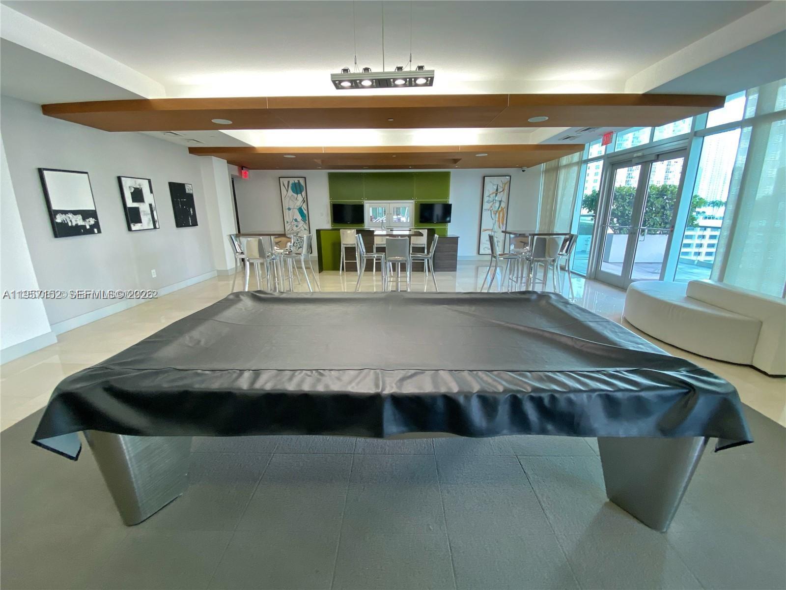 500 Brickell Ave #1602, Miami FL 33131