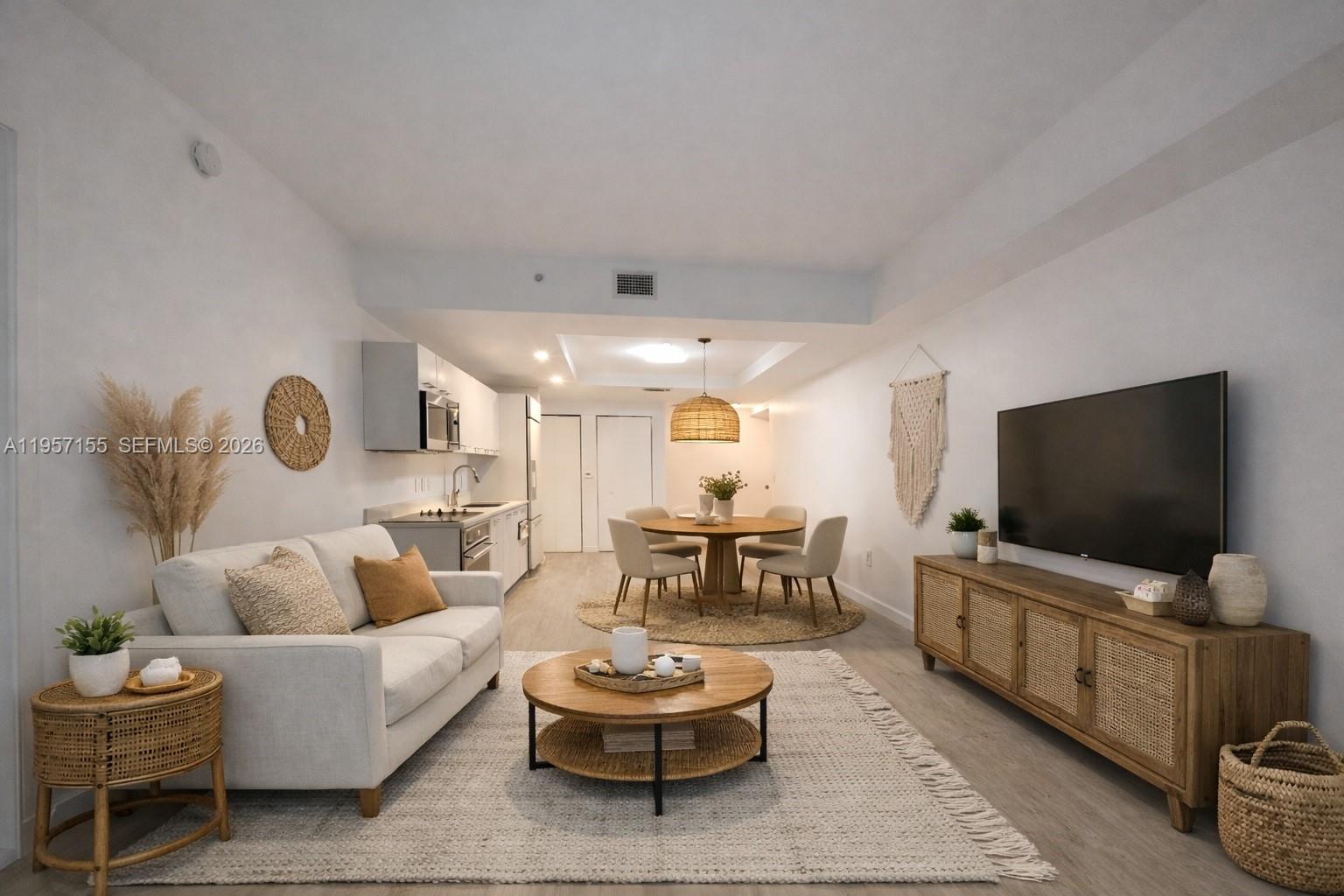 55 SW 9th St #1409, Miami FL 33130