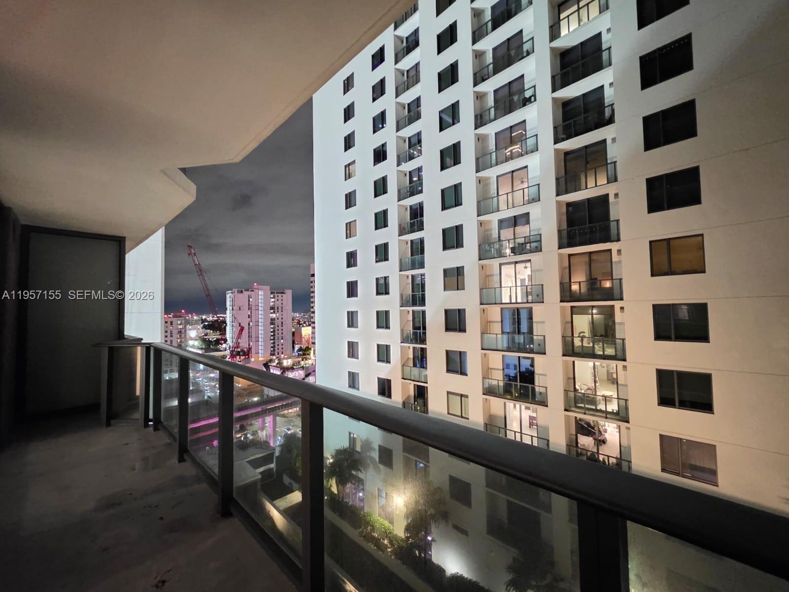 55 SW 9th St #1409, Miami FL 33130