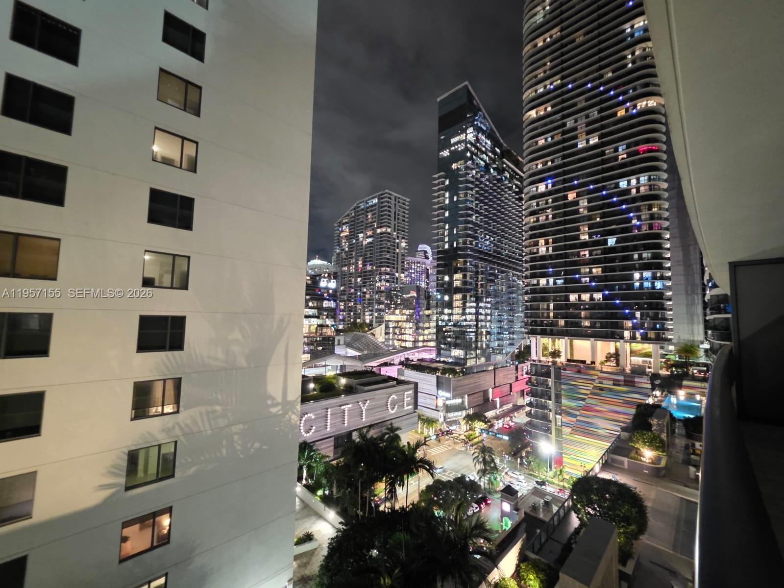 55 SW 9th St #1409, Miami FL 33130
